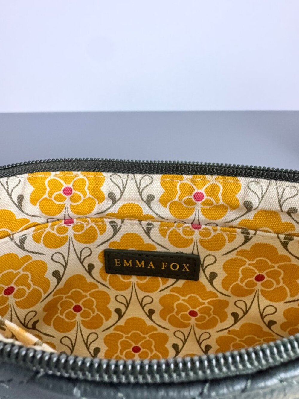Emma Fox Genuine Leather Quilted Wristlet Clutch Pine Green NWT Zip Pouch - Picture 5 of 10